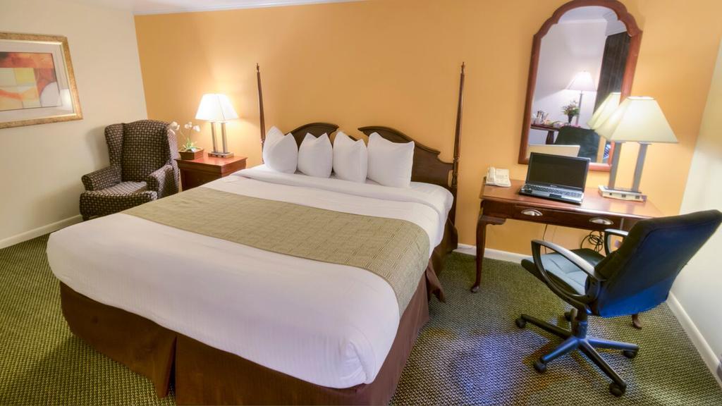 The Inn At Reading Hotel & Conference Center Szoba fotó
